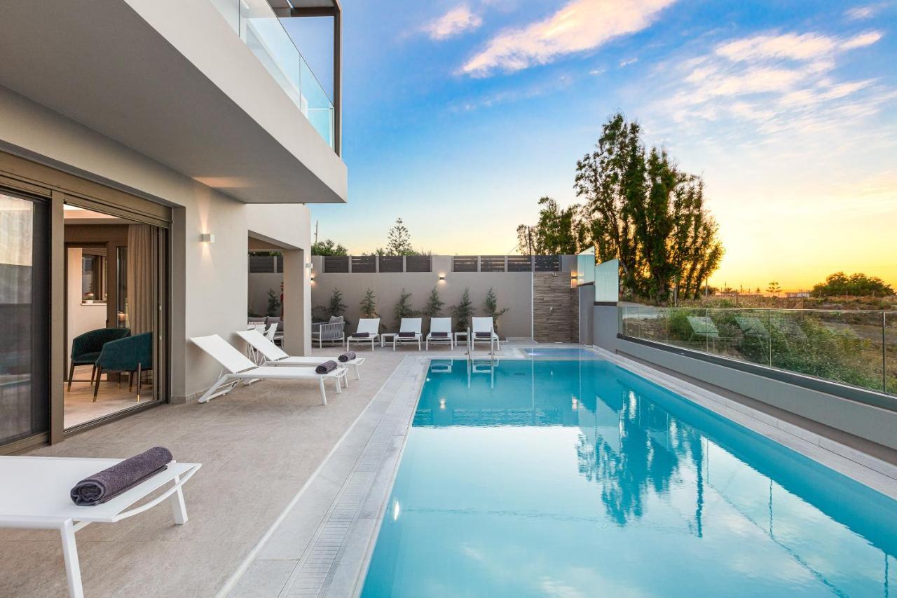 Lagoon Seaside Villa, Sumptuous Retreat,By Thinkvilla Pánormos Esterno foto