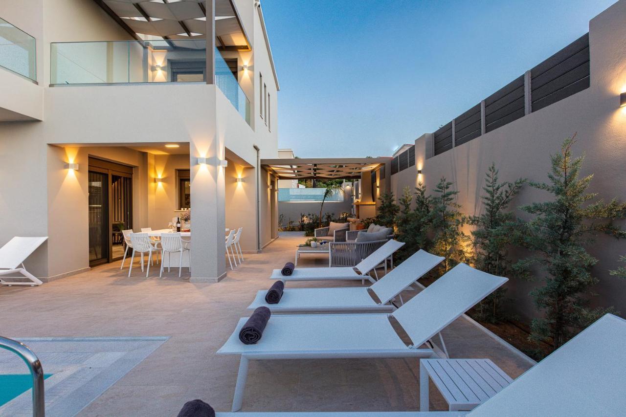 Lagoon Seaside Villa, Sumptuous Retreat,By Thinkvilla Pánormos Esterno foto